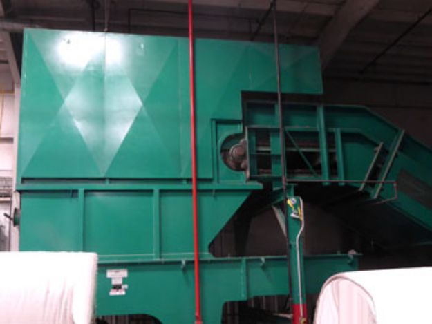 Picture of 400 HP Roto-Grind Shredder Granutech-Saturn Systems Model# M240H 460V/3PH/60Hz.   